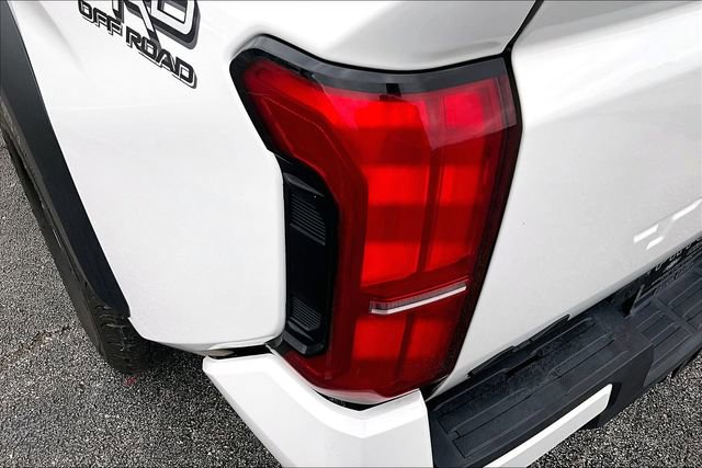 Used 2024 Toyota Tacoma TRD Off-Road AWD/4WD image 24