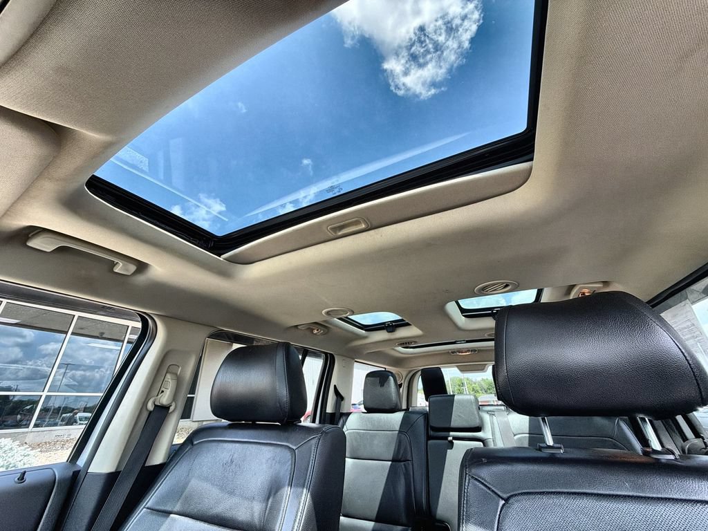 Used 2019 Ford Flex Limited AWD/4WD image 16