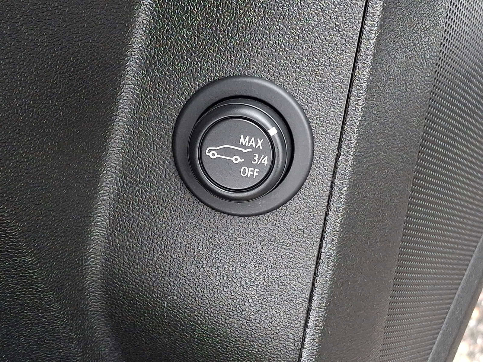 Used 2021 Chevrolet Equinox LT image 25