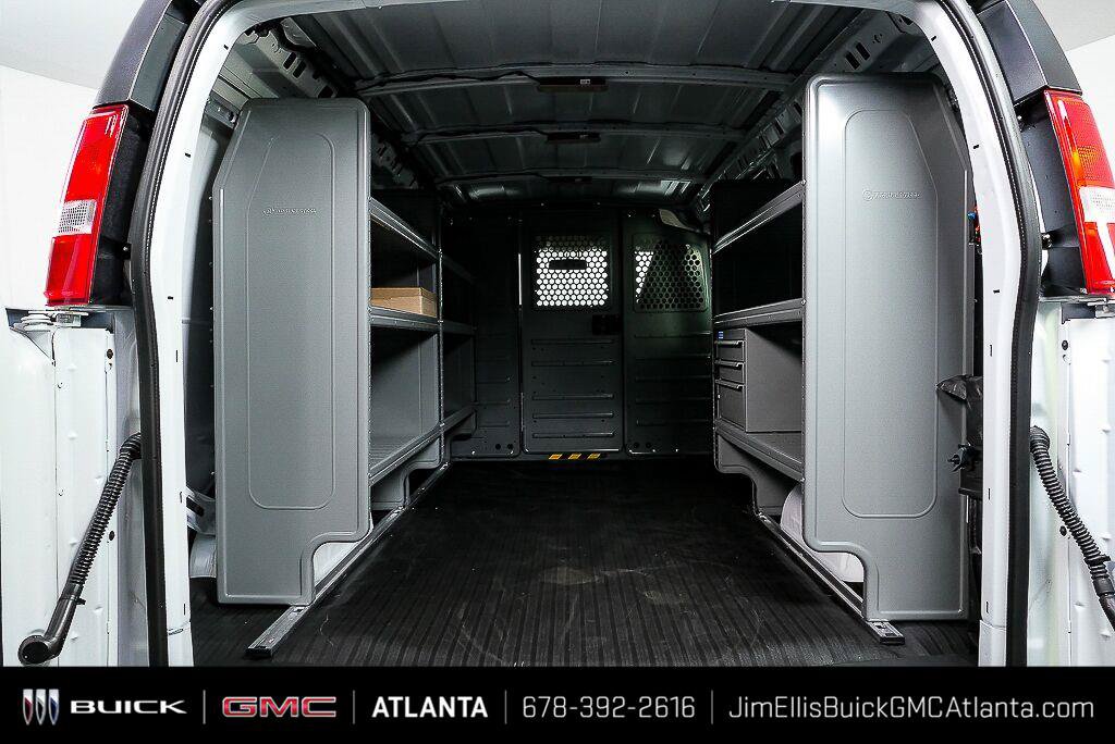New 2025 GMC Savana 2500 w/ Driver Convenience Package RWD image 26