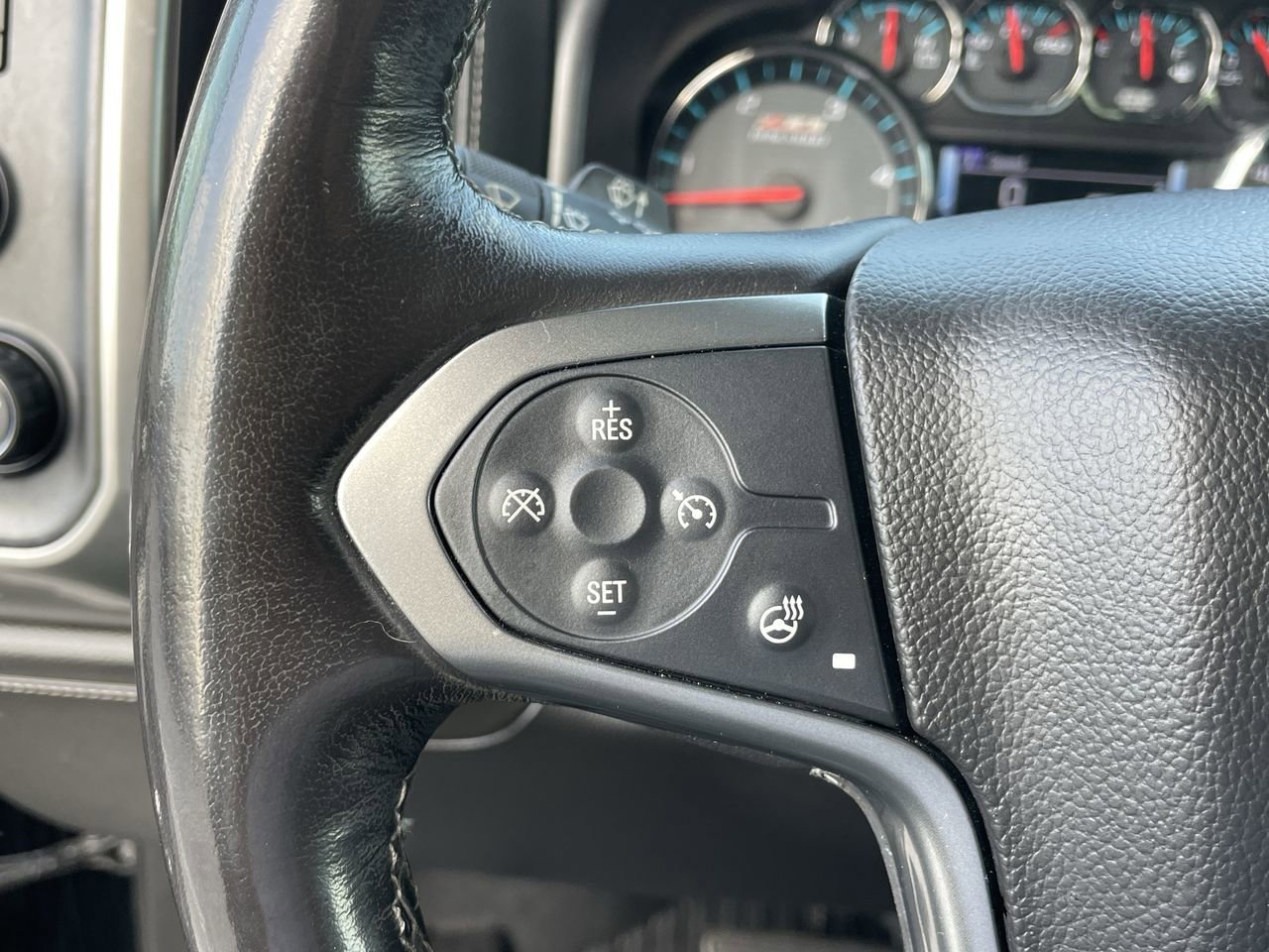 Used 2018 Chevrolet Silverado 2500 LTZ w/ Duramax Plus Package image 27