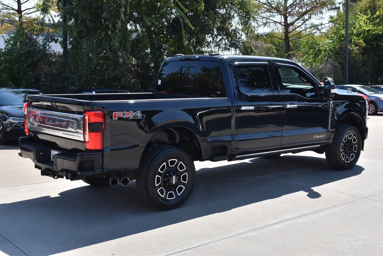 Used 2024 Ford F250 Platinum AWD/4WD image 7