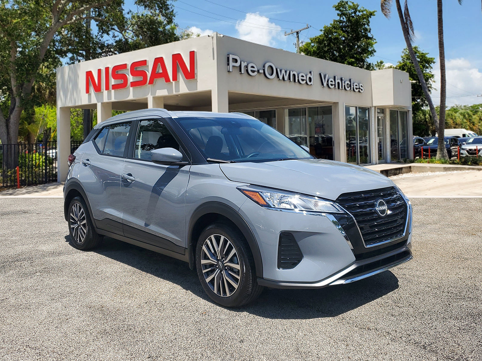 Certified 2024 Nissan Kicks SV image 3