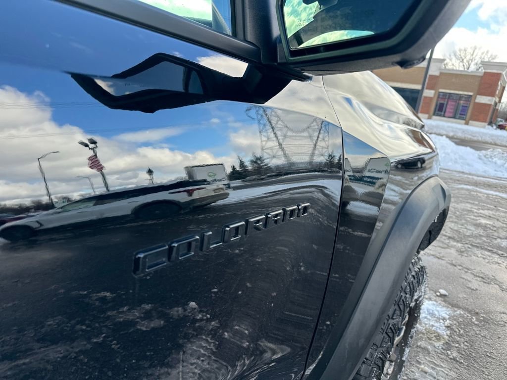Certified 2025 Chevrolet Colorado ZR2 w/ Technology Package image 29
