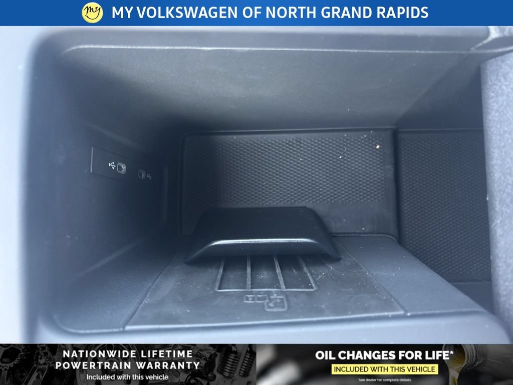 New 2026 Volkswagen Tiguan SE R-Line AWD/4WD image 21