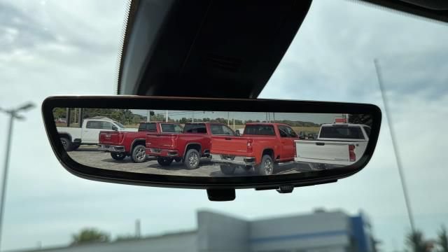 Certified 2021 Chevrolet Silverado 1500 High Country w/ Technology Package AWD/4WD image 22