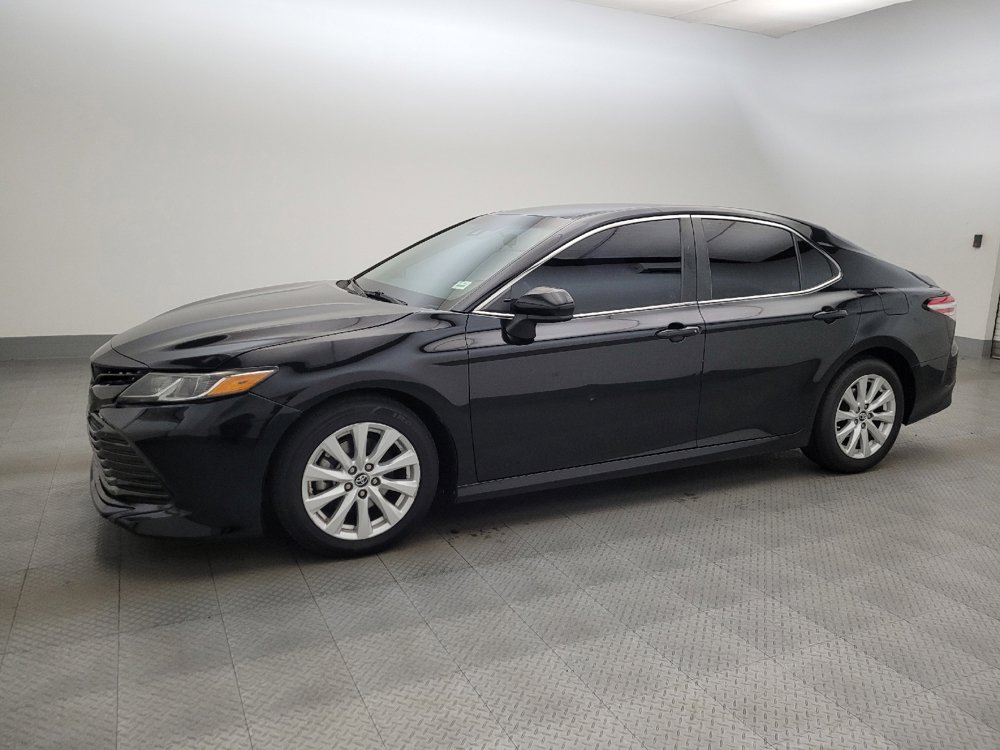 Used 2019 Toyota Camry LE w/ Carpet Mat Package FWD image 2