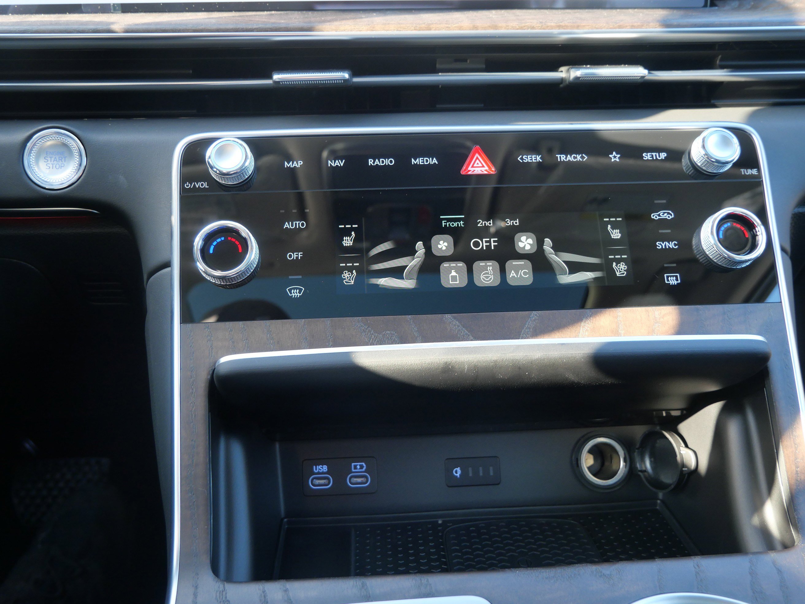 New 2026 Genesis GV80 2.5T Prestige image 9