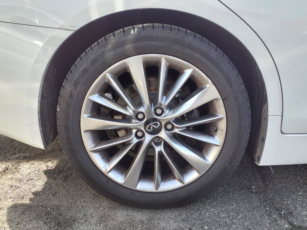 Used 2021 INFINITI Q50 Luxe AWD/4WD image 7