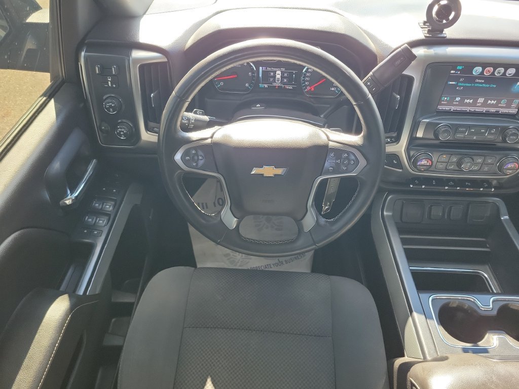 Used 2018 Chevrolet Silverado 1500 LT w/ All Star Edition AWD/4WD image 32