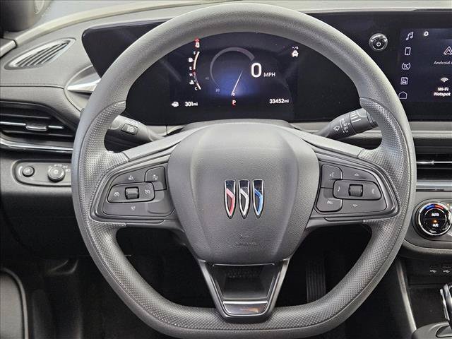 Used 2025 Buick Envista Preferred FWD image 18