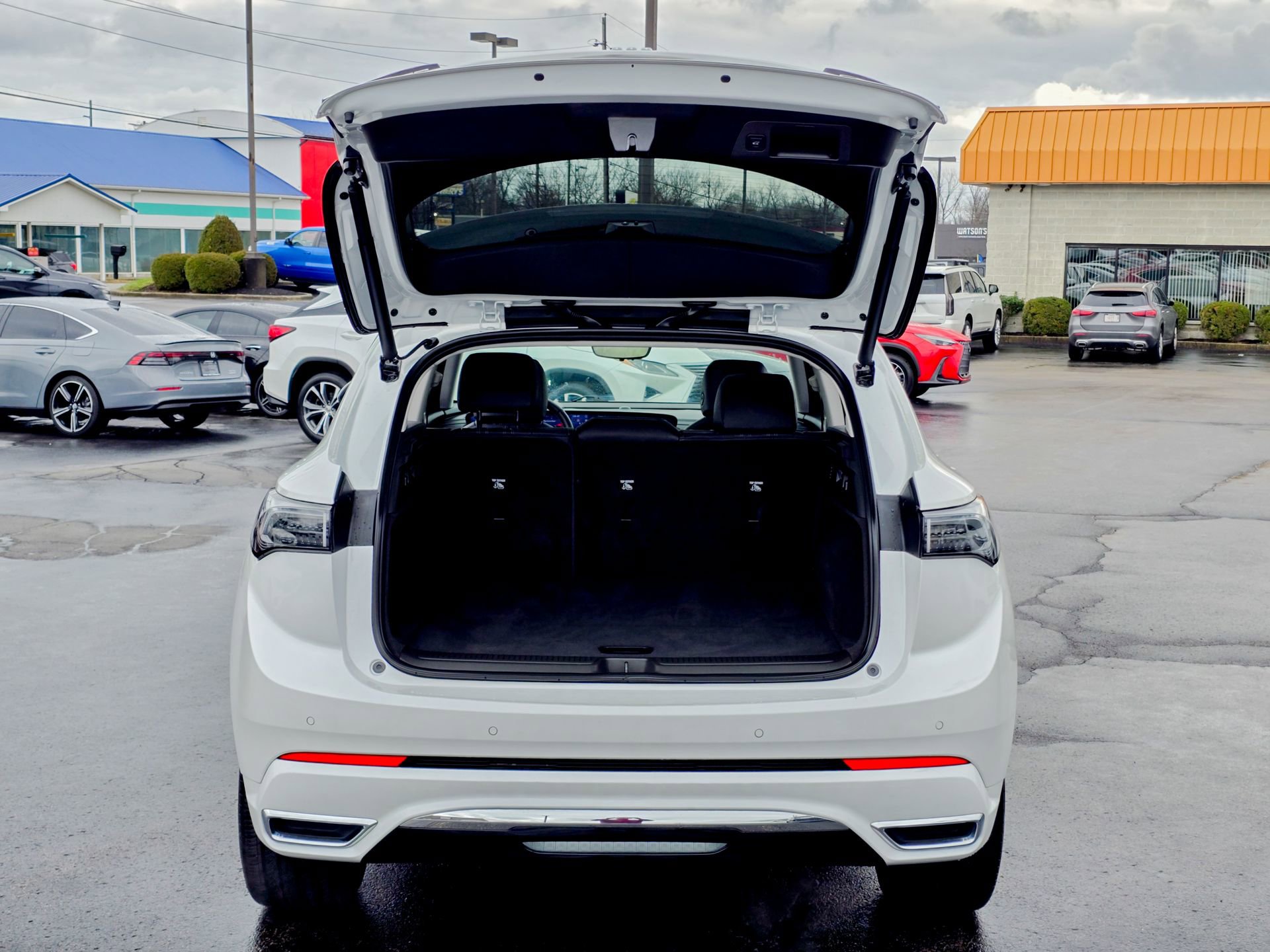 Used 2024 Buick Envision Avenir image 57