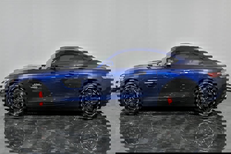 Used 2017 Mercedes-Benz AMG GT S w/ Exclusive Interior Package image 7