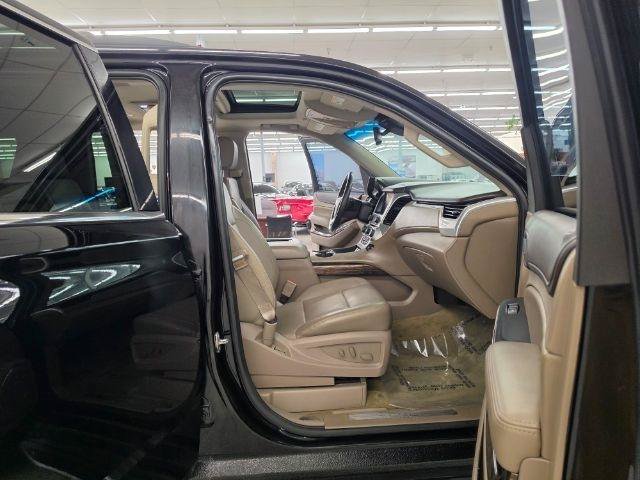Used 2015 GMC Yukon XL SLT w/ Open Road Package AWD/4WD image 35