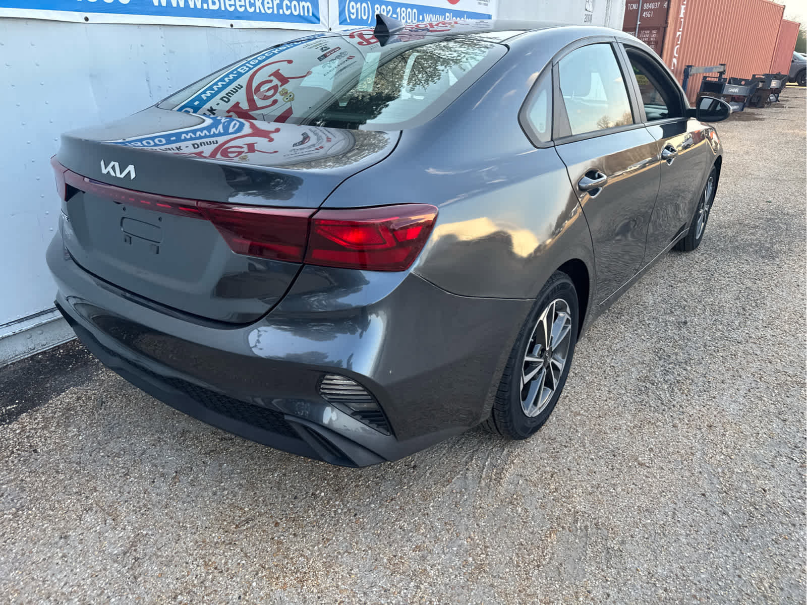 Used 2023 Kia Forte LXS w/ LXS Technology Package FWD image 3