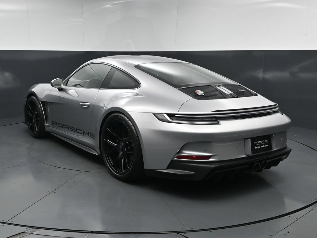 Certified 2024 Porsche 911 GT3 RS RWD image 10