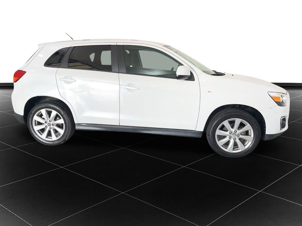 Used 2015 Mitsubishi Outlander Sport ES image 6