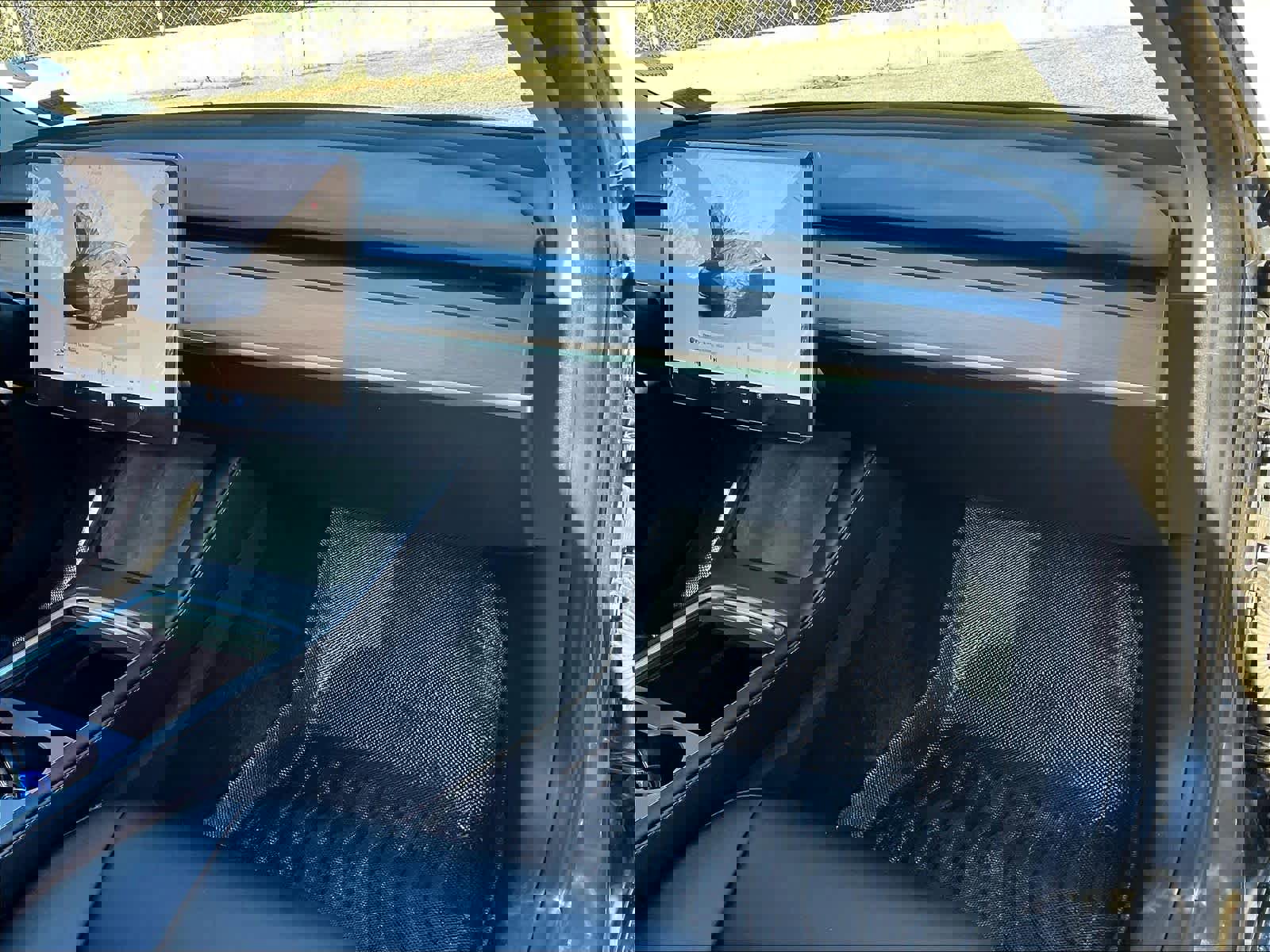 Used 2023 Tesla Model 3 Standard Range image 13