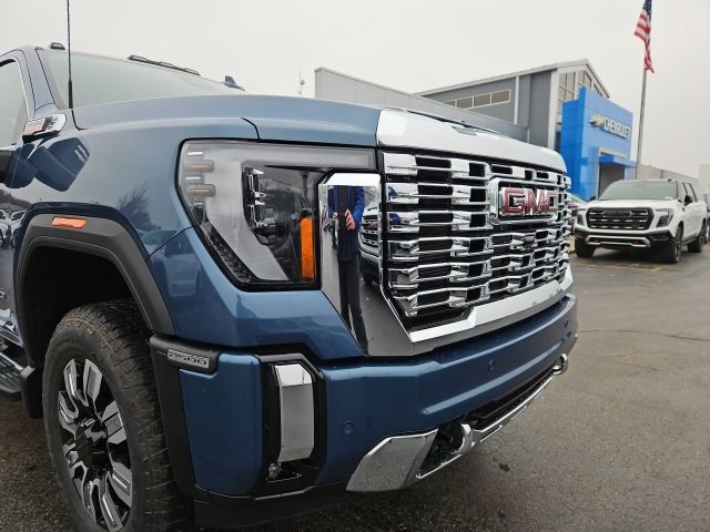 New 2026 GMC Sierra 2500 Denali w/ Technology Package image 4