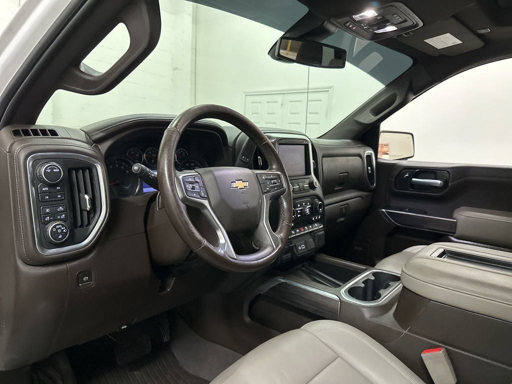 Used 2021 Chevrolet Silverado 1500 LTZ w/ LTZ Premium Package AWD/4WD image 23