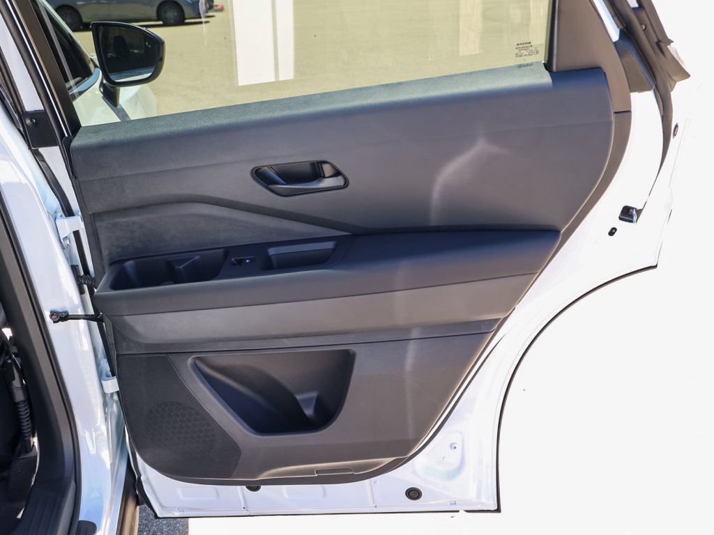 New 2026 Nissan Pathfinder SV w/ Cargo Package FWD image 19