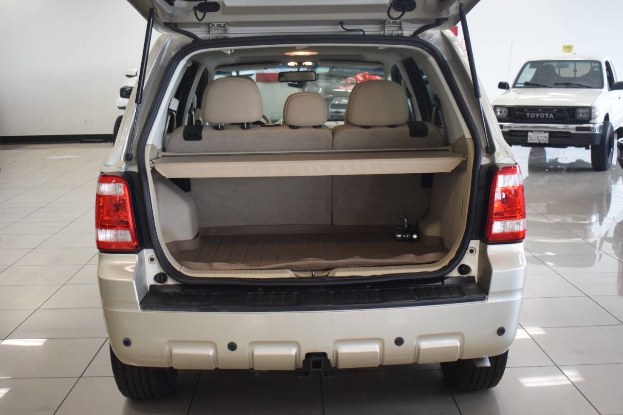 Used 2010 Ford Escape Limited AWD/4WD image 32