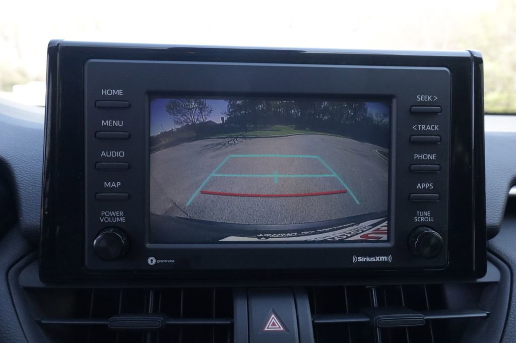 Used 2020 Toyota RAV4 XLE w/ Convenience Package image 32