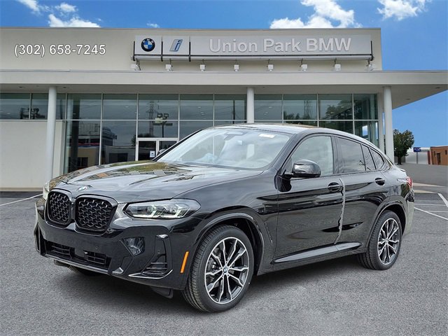 New 2025 BMW X4 xDrive30i w/ Premium Package