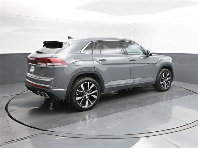 New 2025 Volkswagen Atlas Cross Sport SEL Premium R-Line image 15