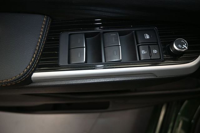 Used 2026 Toyota Sienna XLE Woodland Edition AWD/4WD image 12