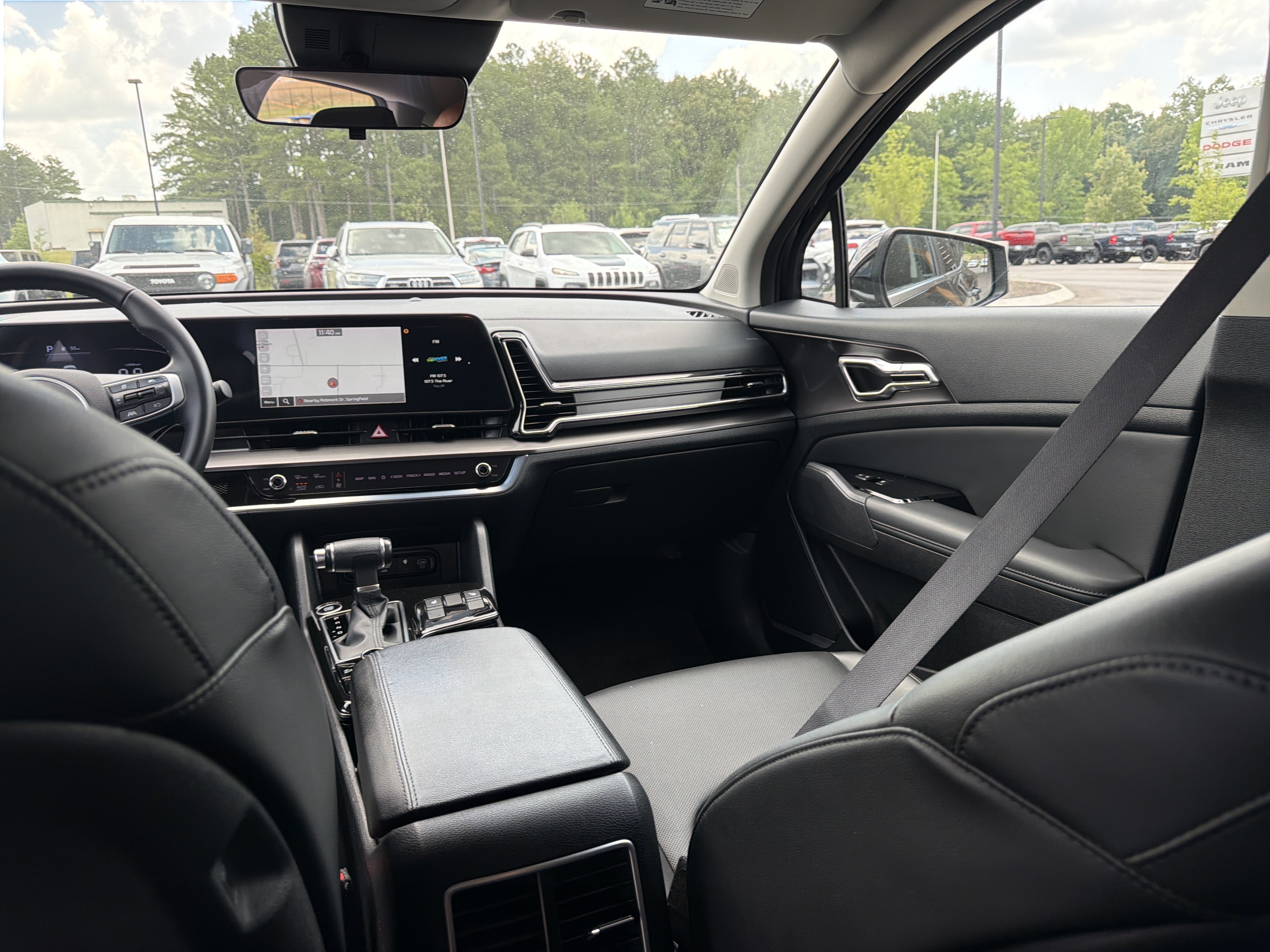 Used 2023 Kia Sportage EX FWD image 35