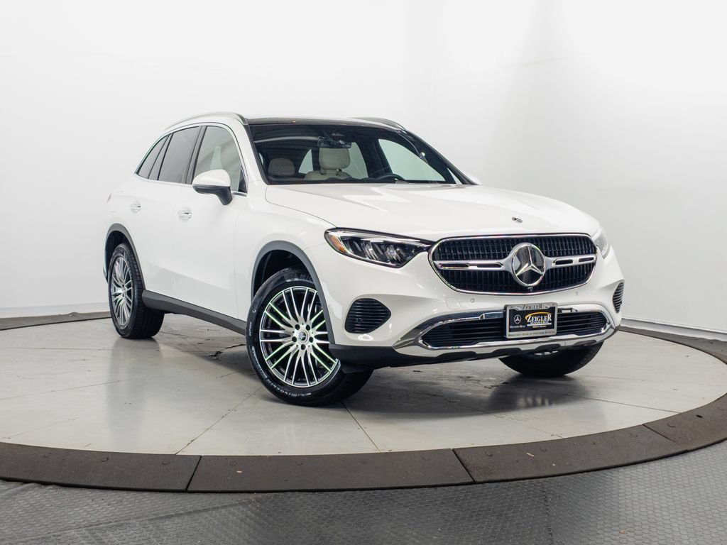 Certified 2026 Mercedes-Benz GLC 300 4MATIC image 1