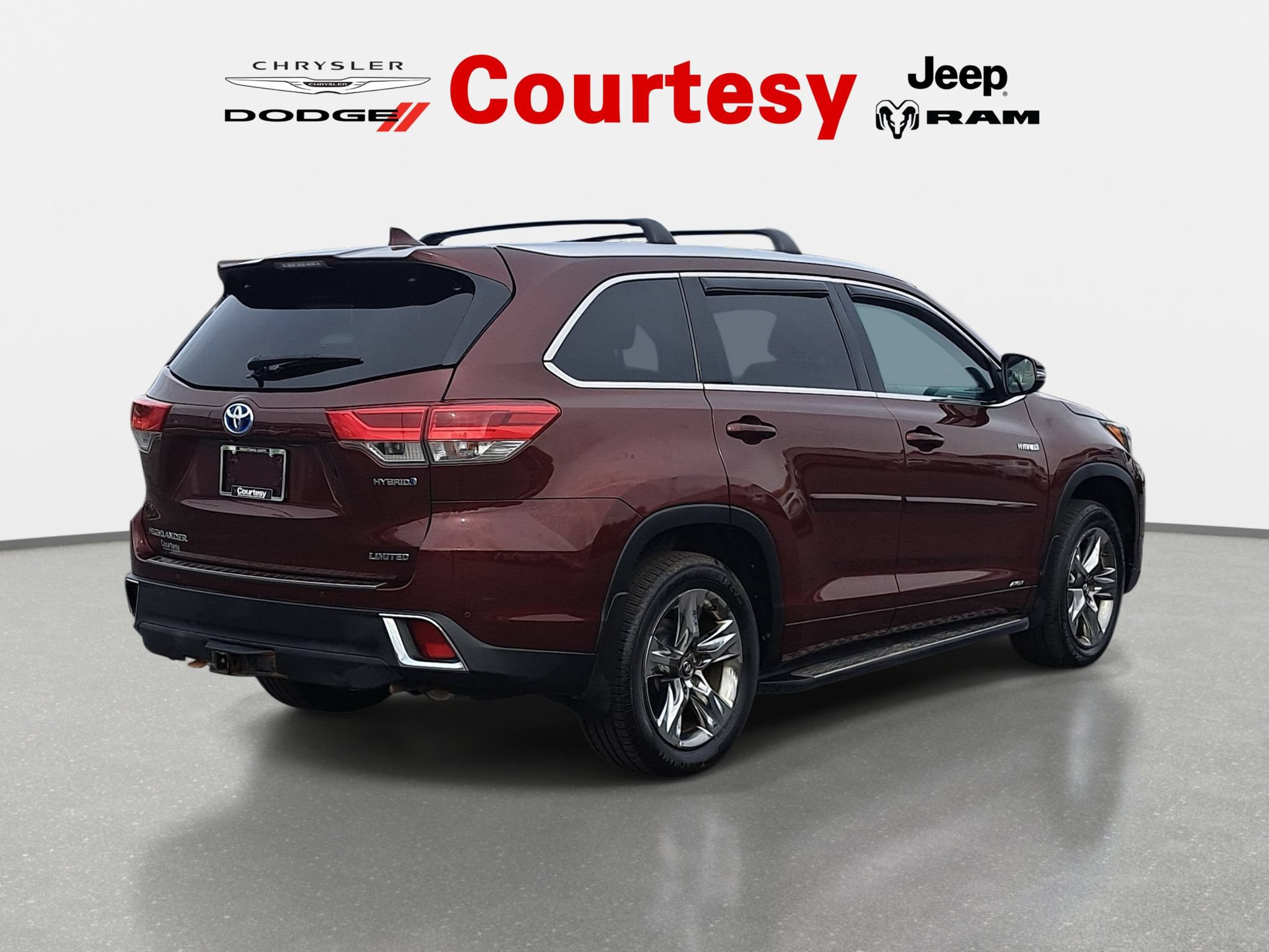 Used 2019 Toyota Highlander Limited Platinum AWD/4WD image 3