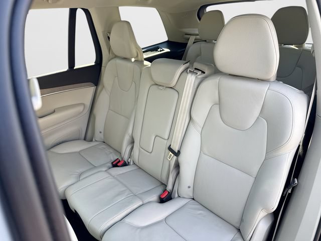 Certified 2025 Volvo XC90 T8 Plus AWD/4WD image 28