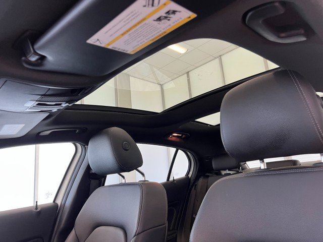 Used 2018 Mercedes-Benz GLA 250 4MATIC image 26