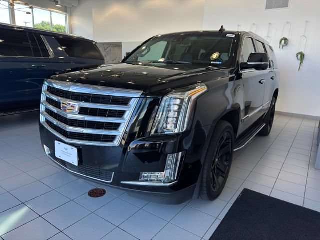 Used 2020 Cadillac Escalade Premium Luxury AWD/4WD image 39