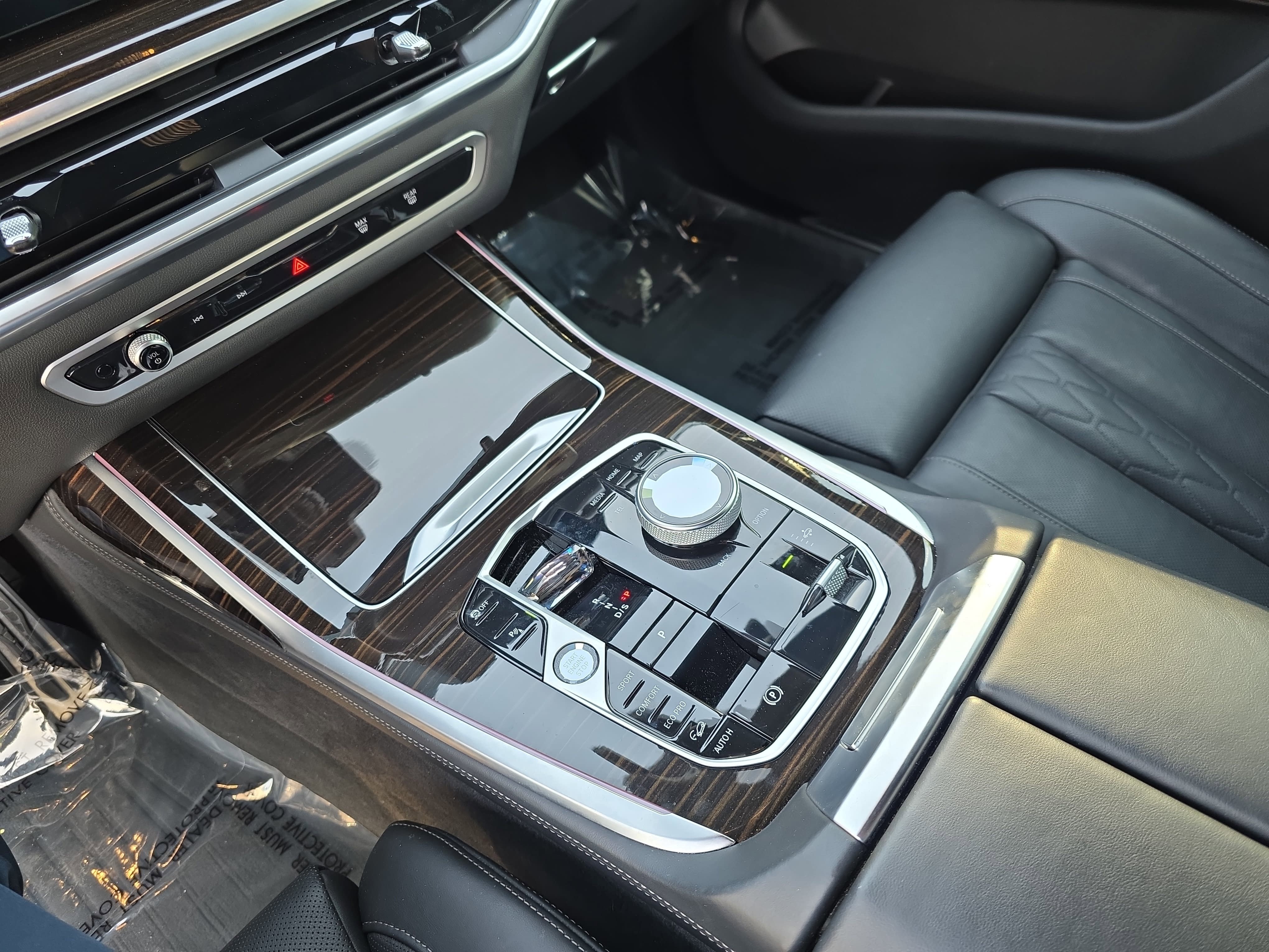 Used 2024 BMW X7 M60i w/ Executive Package AWD/4WD image 23