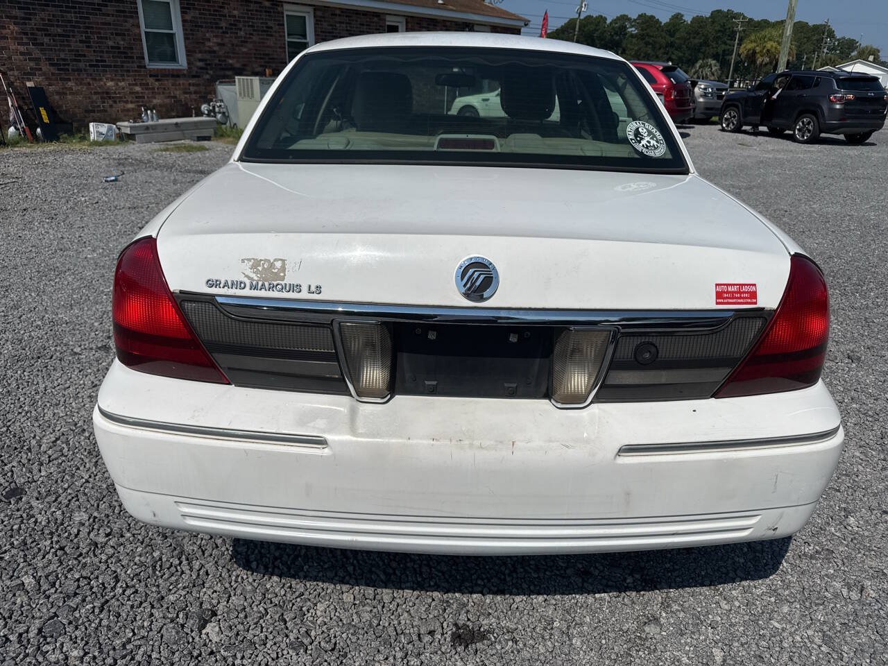 Used 2011 Mercury Grand Marquis LS RWD image 5