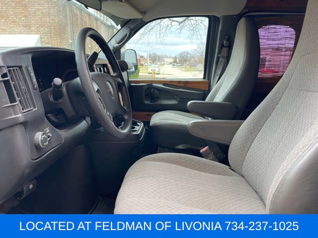 Used 2015 GMC Savana 2500 Work Van image 16