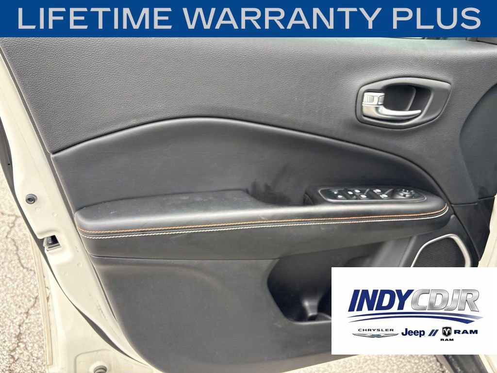 Used 2018 Jeep Compass Sport w/ Cold Weather Group AWD/4WD image 8