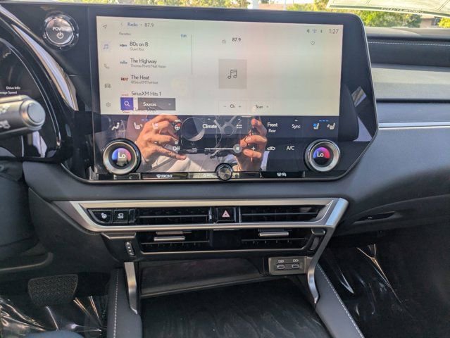 Used 2025 Lexus RX 450h AWD w/ Convenience Package image 25