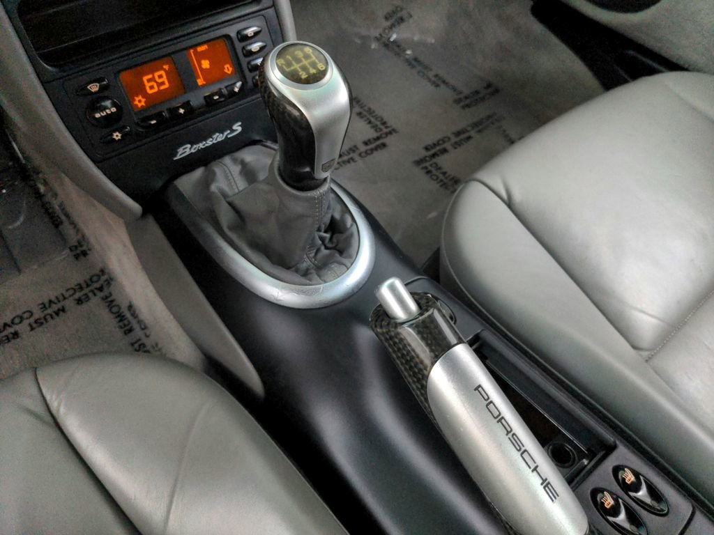 Used 2001 Porsche Boxster S RWD image 17