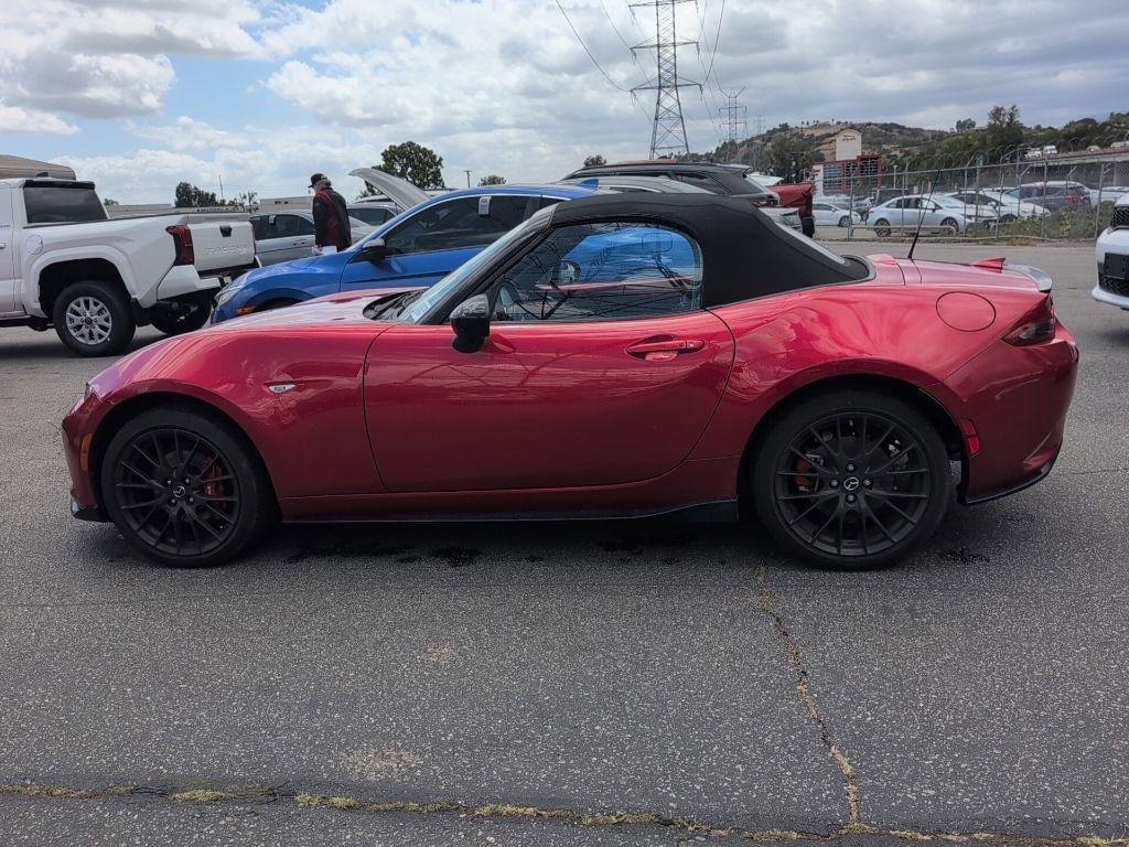 Used 2016 MAZDA MX-5 Miata Club w/ Brembo/BBS Package RWD image 7