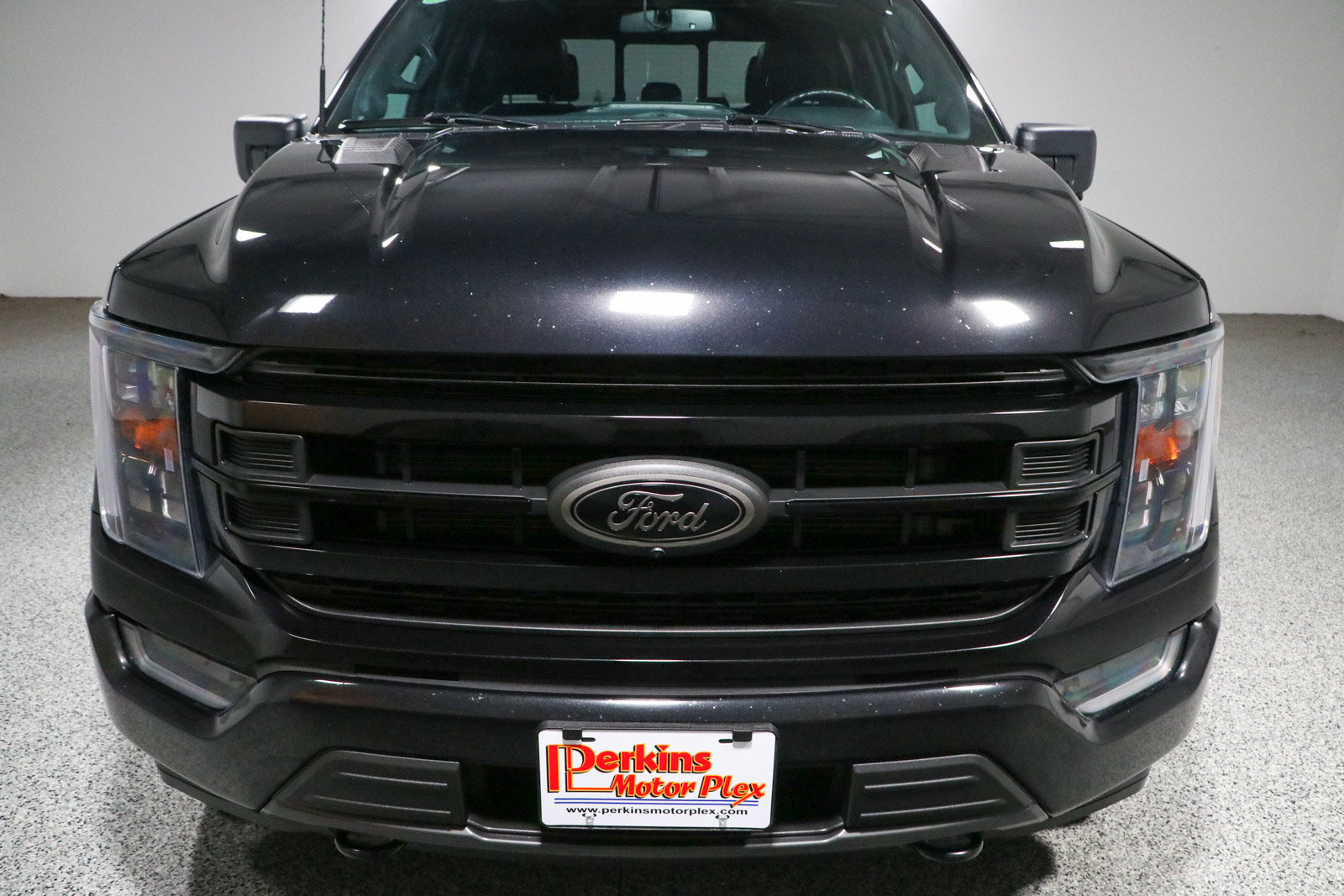 Used 2023 Ford F150 XLT w/ Equipment Group 302A High AWD/4WD image 4