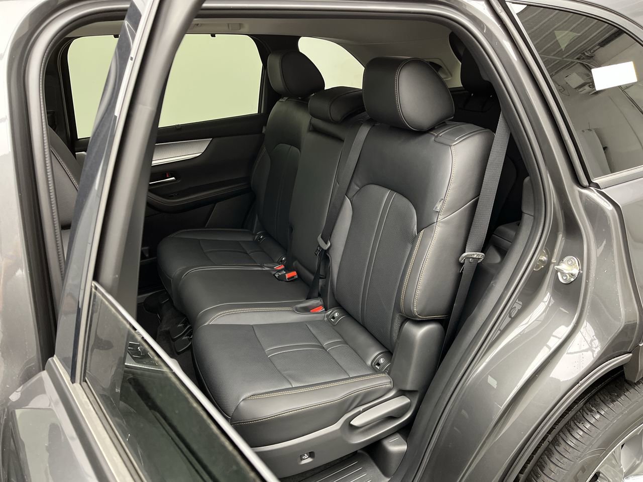 New 2026 MAZDA CX-90 Plug-In Hybrid w/ Preferred AWD/4WD image 11