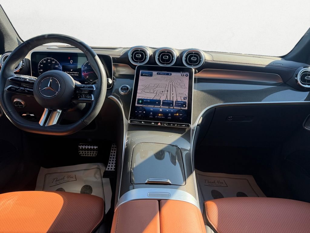 Used 2023 Mercedes-Benz GLC 300 4MATIC image 9