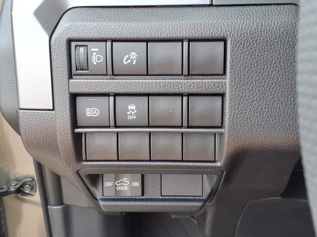 Certified 2026 Toyota Tacoma TRD Off-Road AWD/4WD image 15