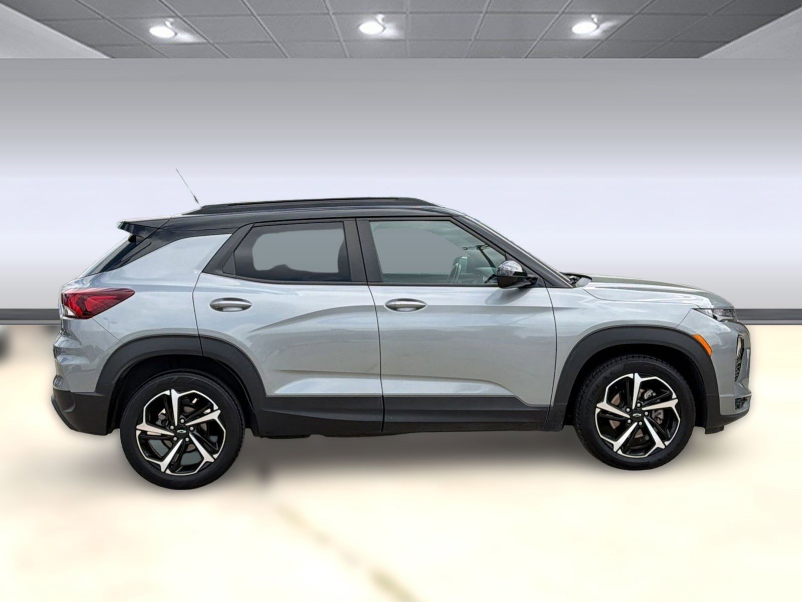 Used 2023 Chevrolet TrailBlazer RS w/ Convenience Package image 8