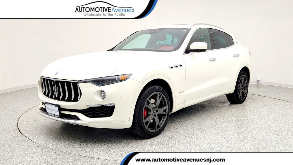 Used 2019 Maserati Levante GranLusso image 1