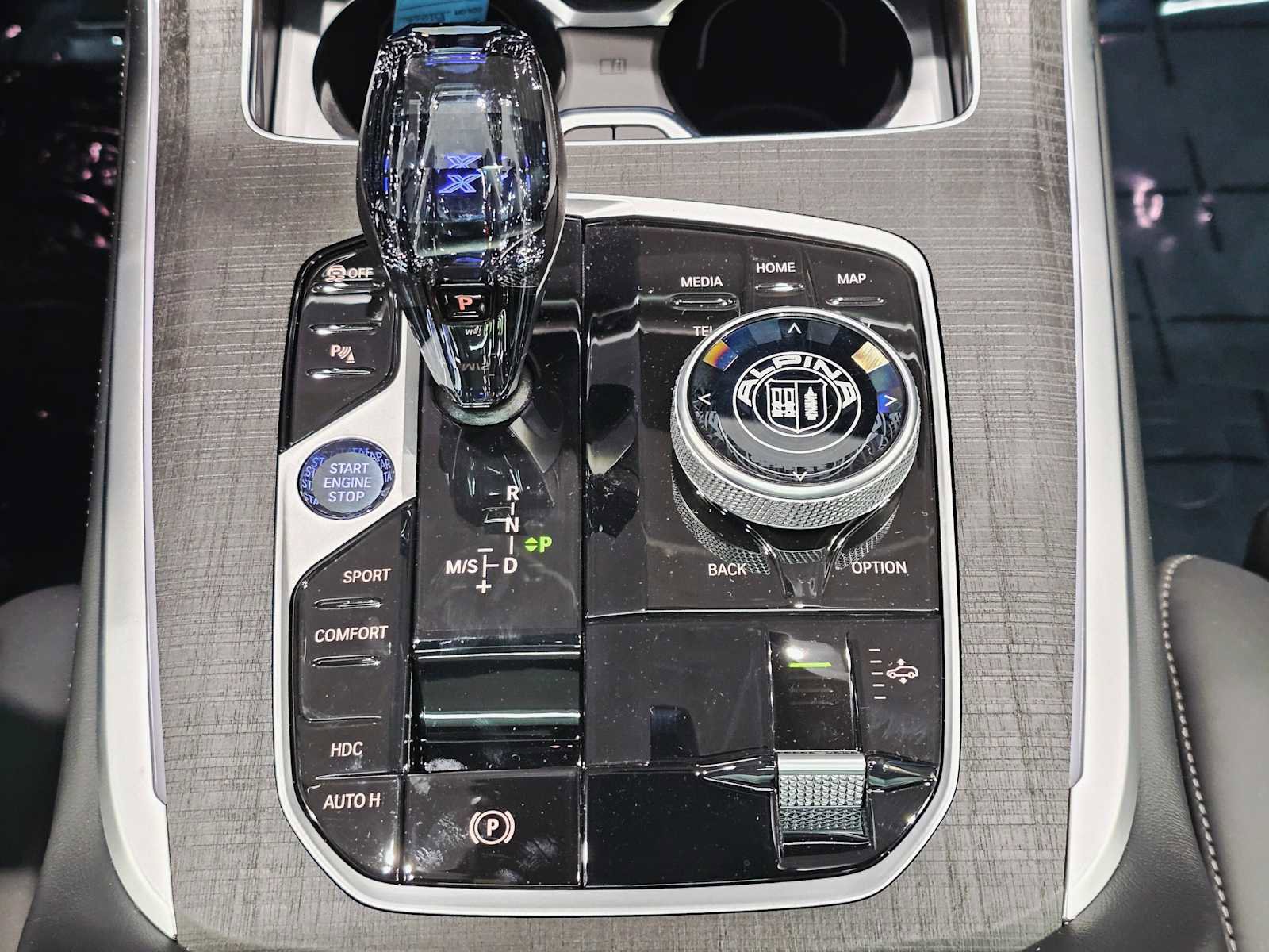 New 2026 BMW ALPINA XB7 image 18